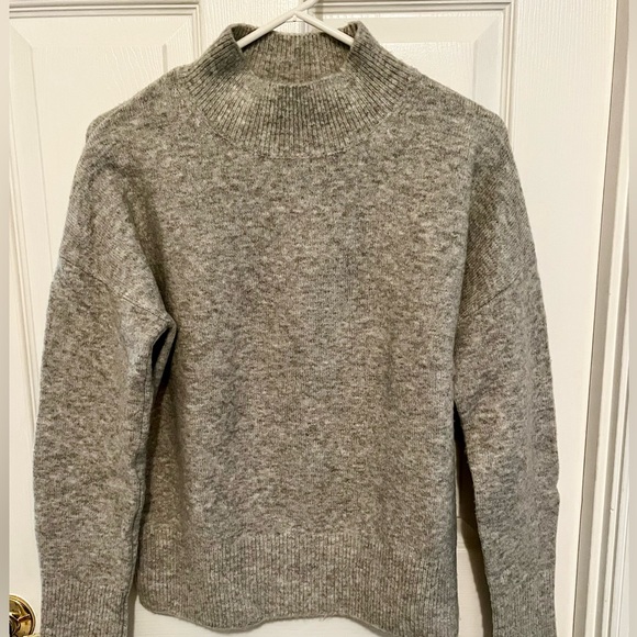 Mockneck Wool Blend Sweater; Light Grey; Size Small - Picture 2 of 6